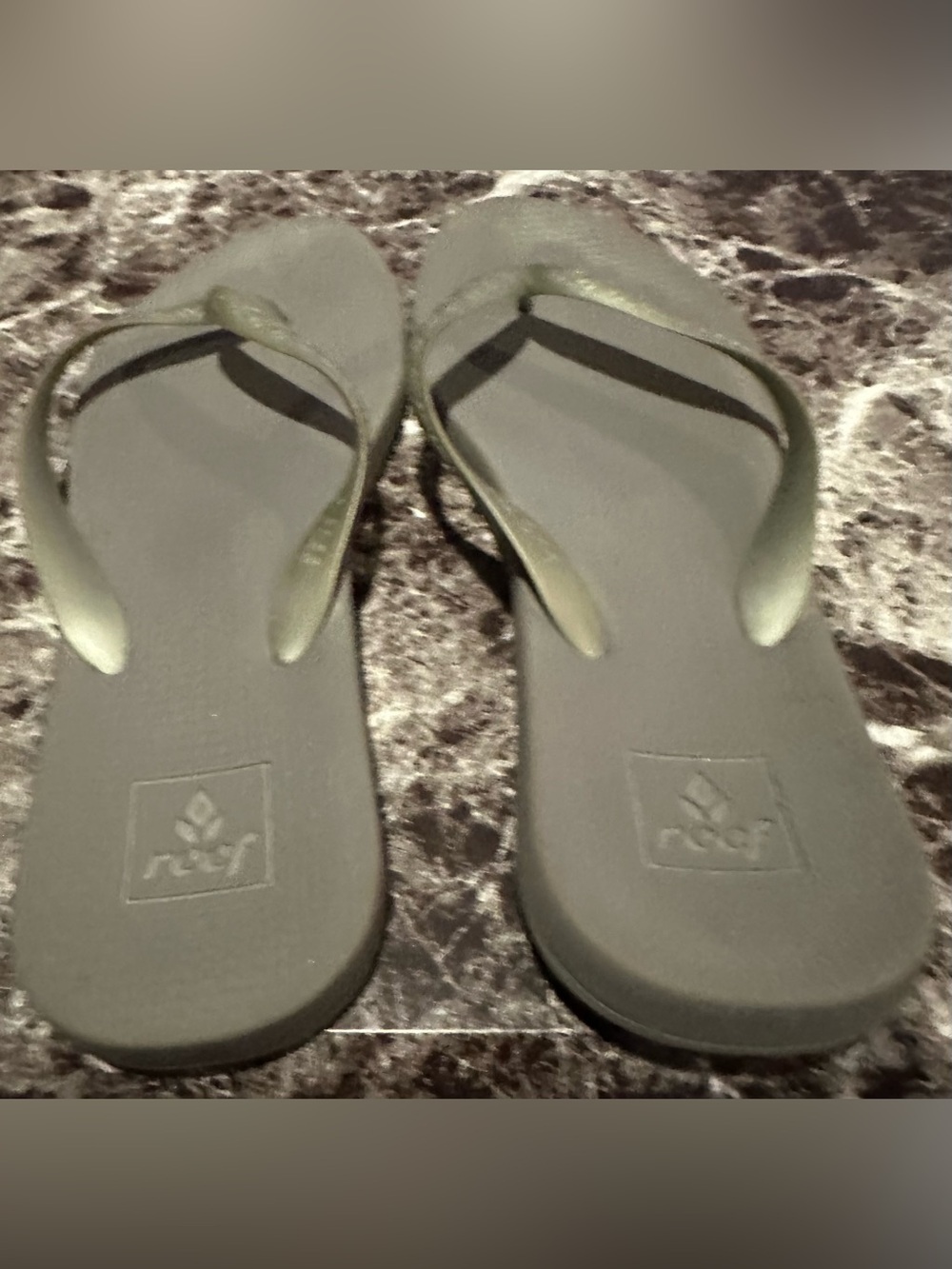 Reef Women's Olive Green Thong Sandals